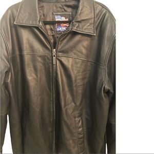 Men’s black leather quilted jacket